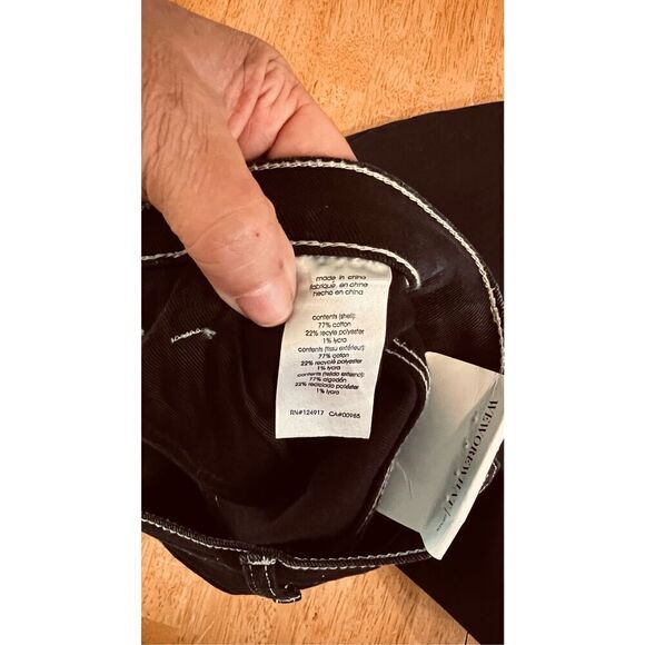 WEWOREWHAT BLACK DANIELLE BUTTON FLY JEANS WOMENS SIZE 26 NEW - Picture 11 of 11